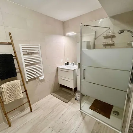 Apartment Bel 2p A - Climatise, Garage - Fr-1-226b-228 *